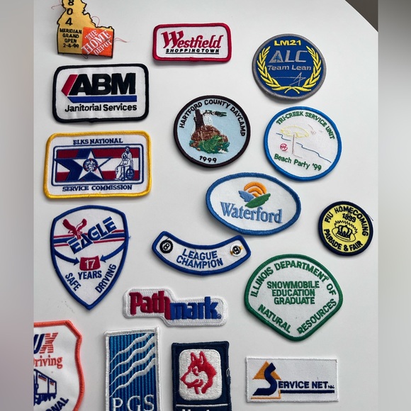 Assorted Vintage Patches Collection - Picture 6 of 9